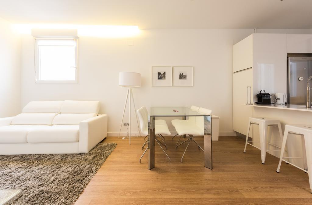 Opera Suites Madrid Exterior foto